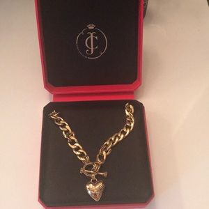 Gold juicy couture necklace
